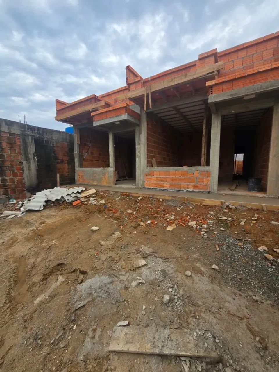Geminados em construção em Penha-SC