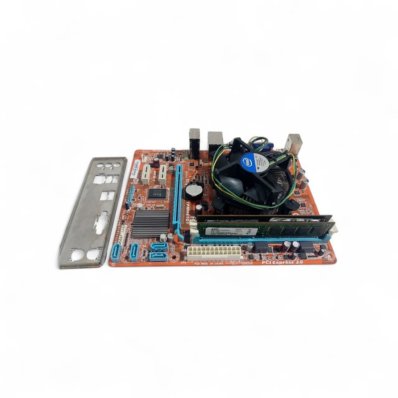 Kit pcware ipmh61g1 Intel celeron g465 2.00ghz , cooler , 4gb ddr3 