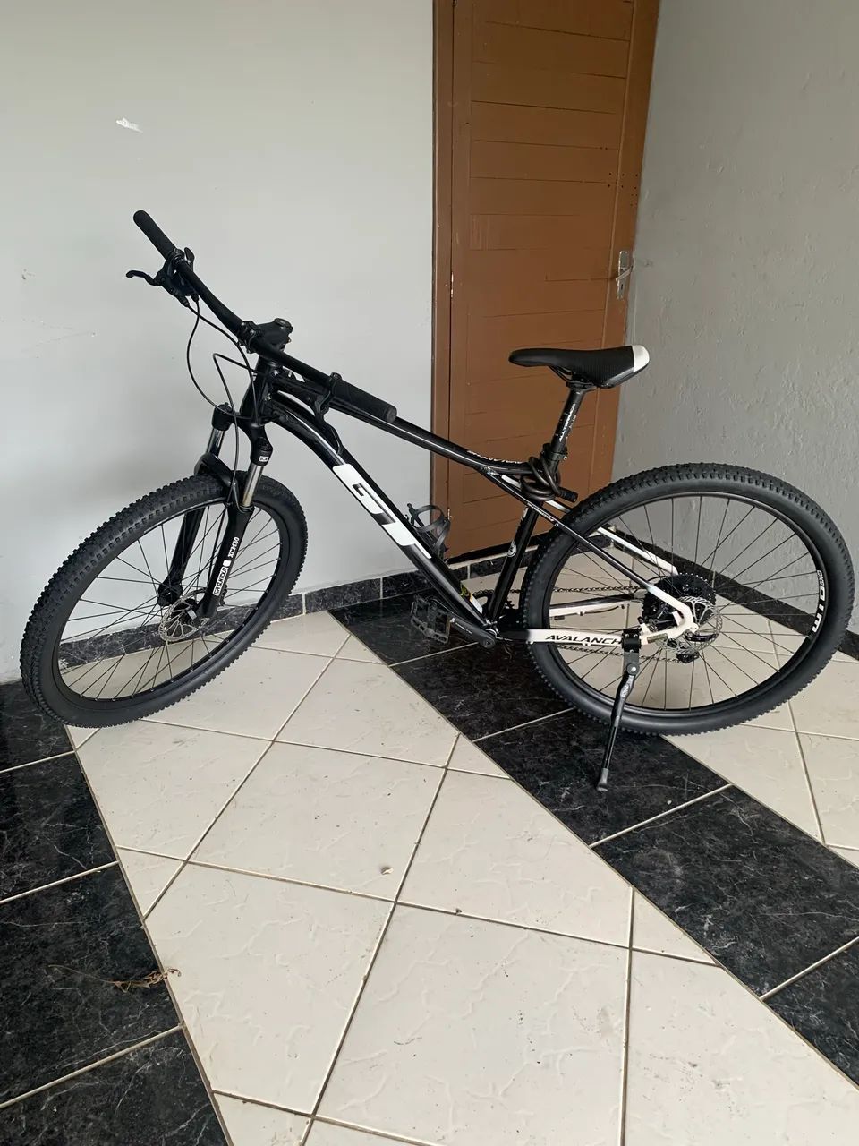 Bicicleta GT Avalanche. - Foto 4