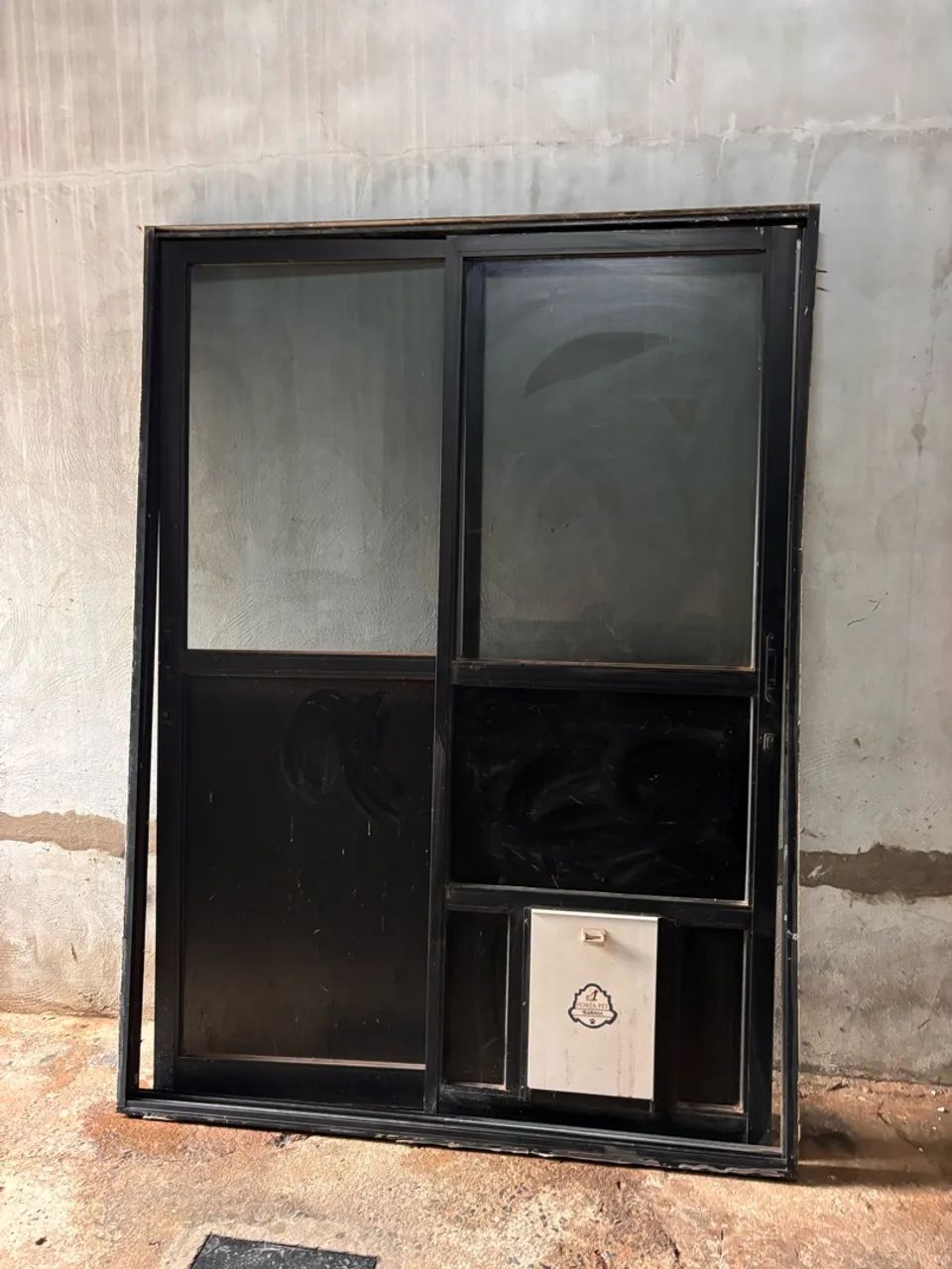 Vendo porta de alumínio e vidro  - Foto 2