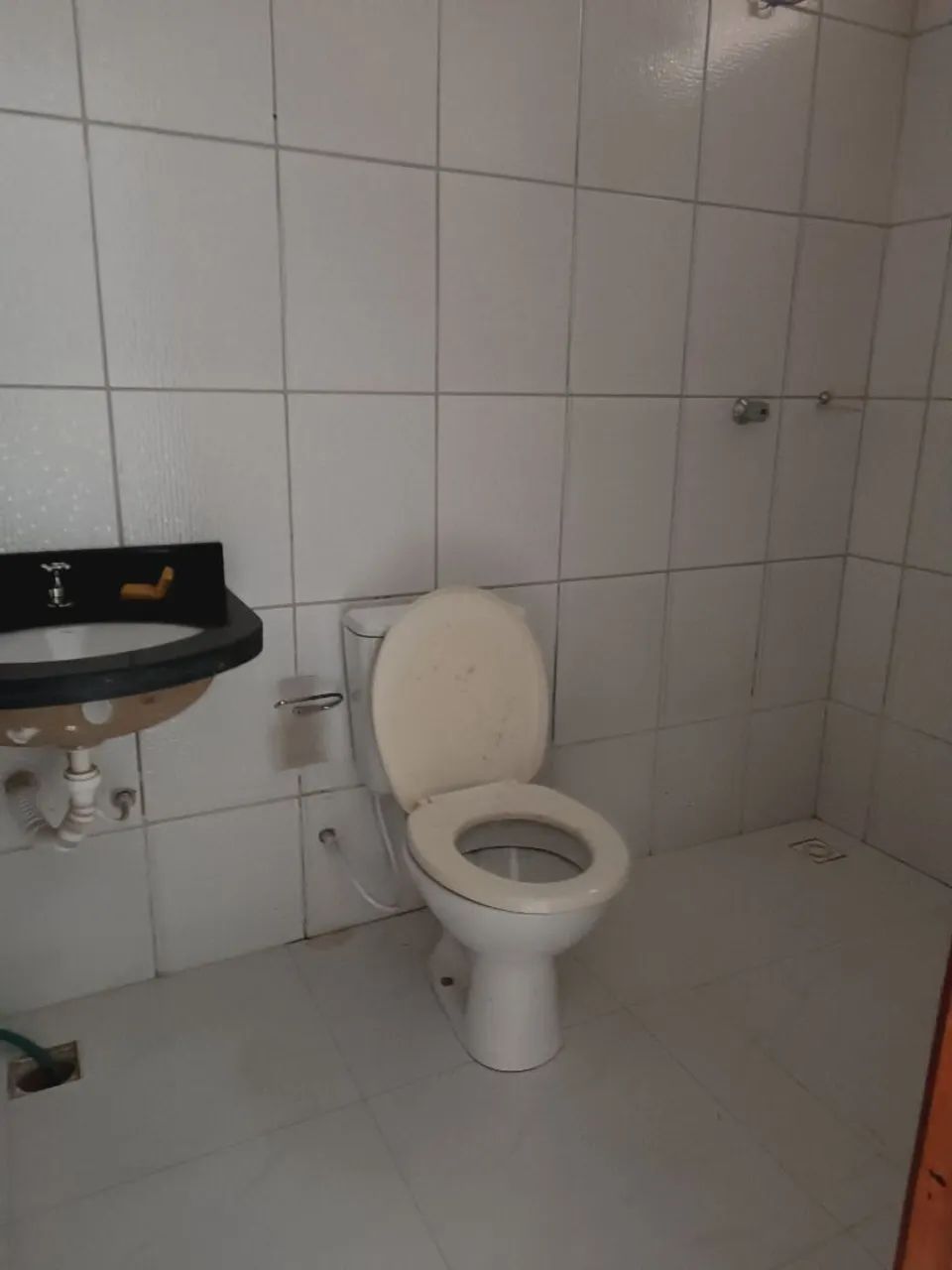 Aluga apartamento 