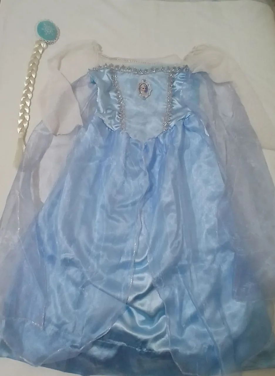 Fantasia Frozen e trança 5/6