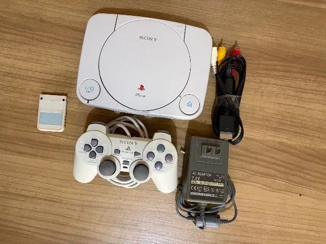 PLAYSTATION ONE COMPLETO