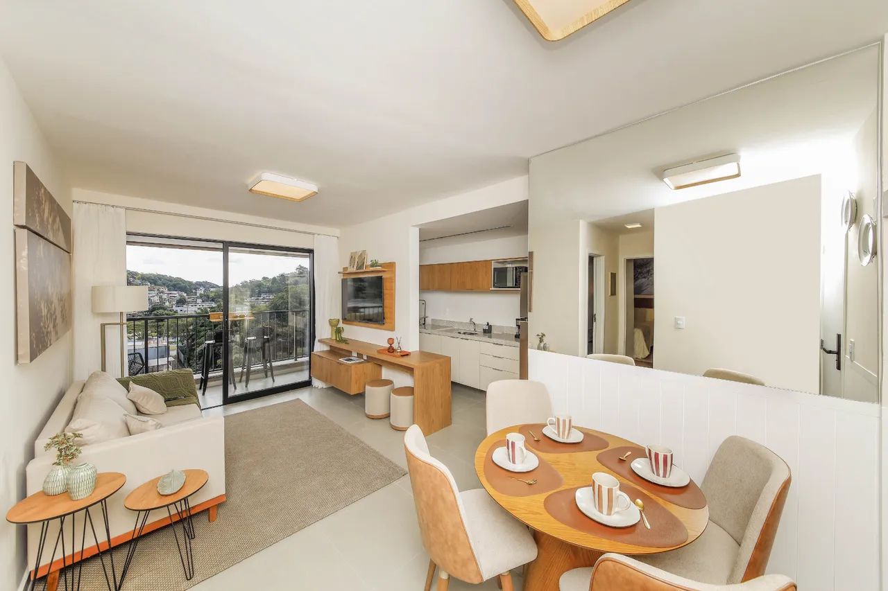Apartamento 2 quartos com suíte e varanda, totalmente mobiliado e decorado e próximo à UFJ - Foto 2