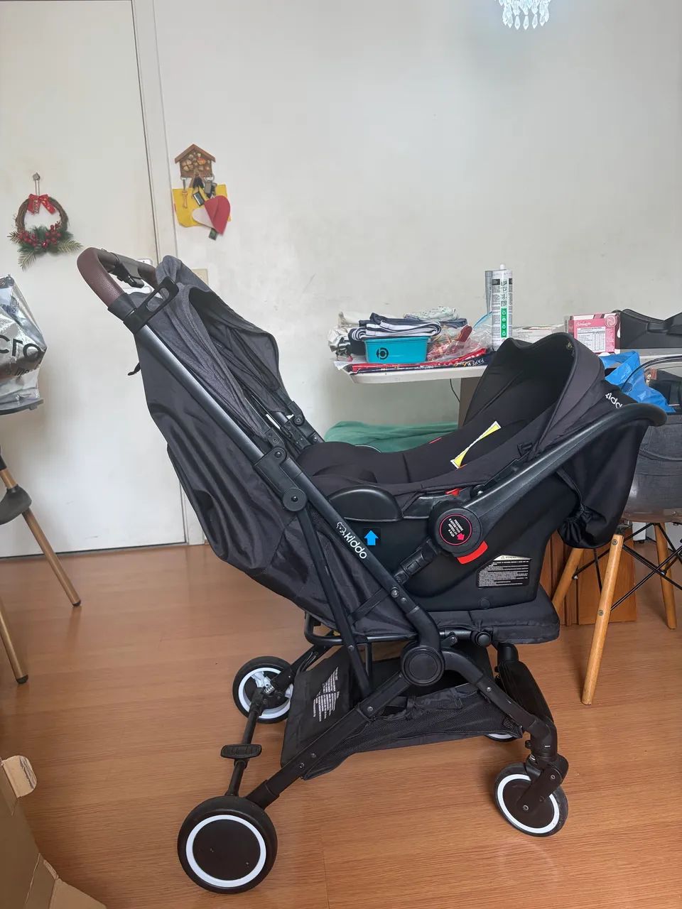 Carrinho de Bebê Kiddo Sprint II com Bebê conforto e base - Foto 5