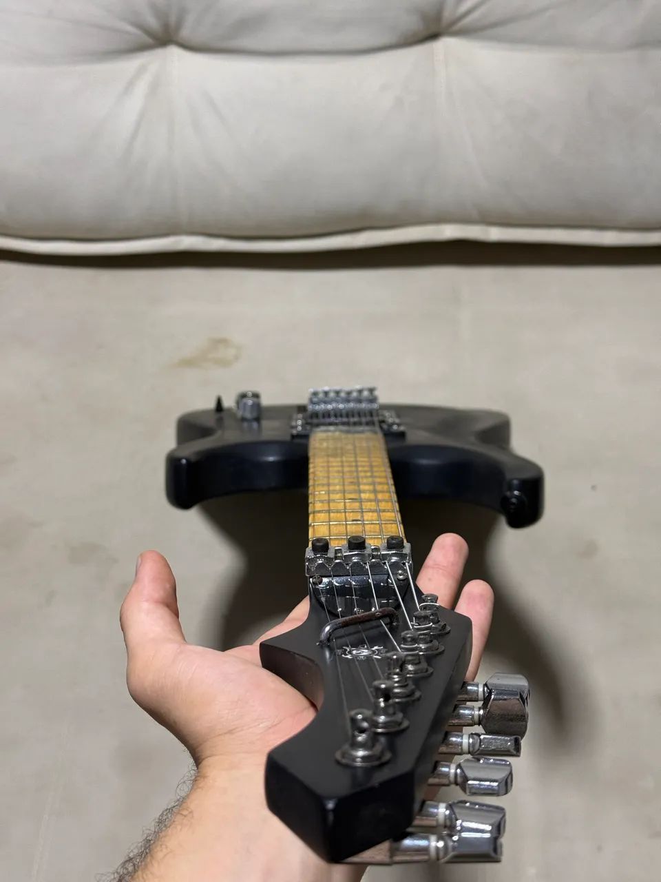 Guitarra escalopada de Luthier  - Foto 2