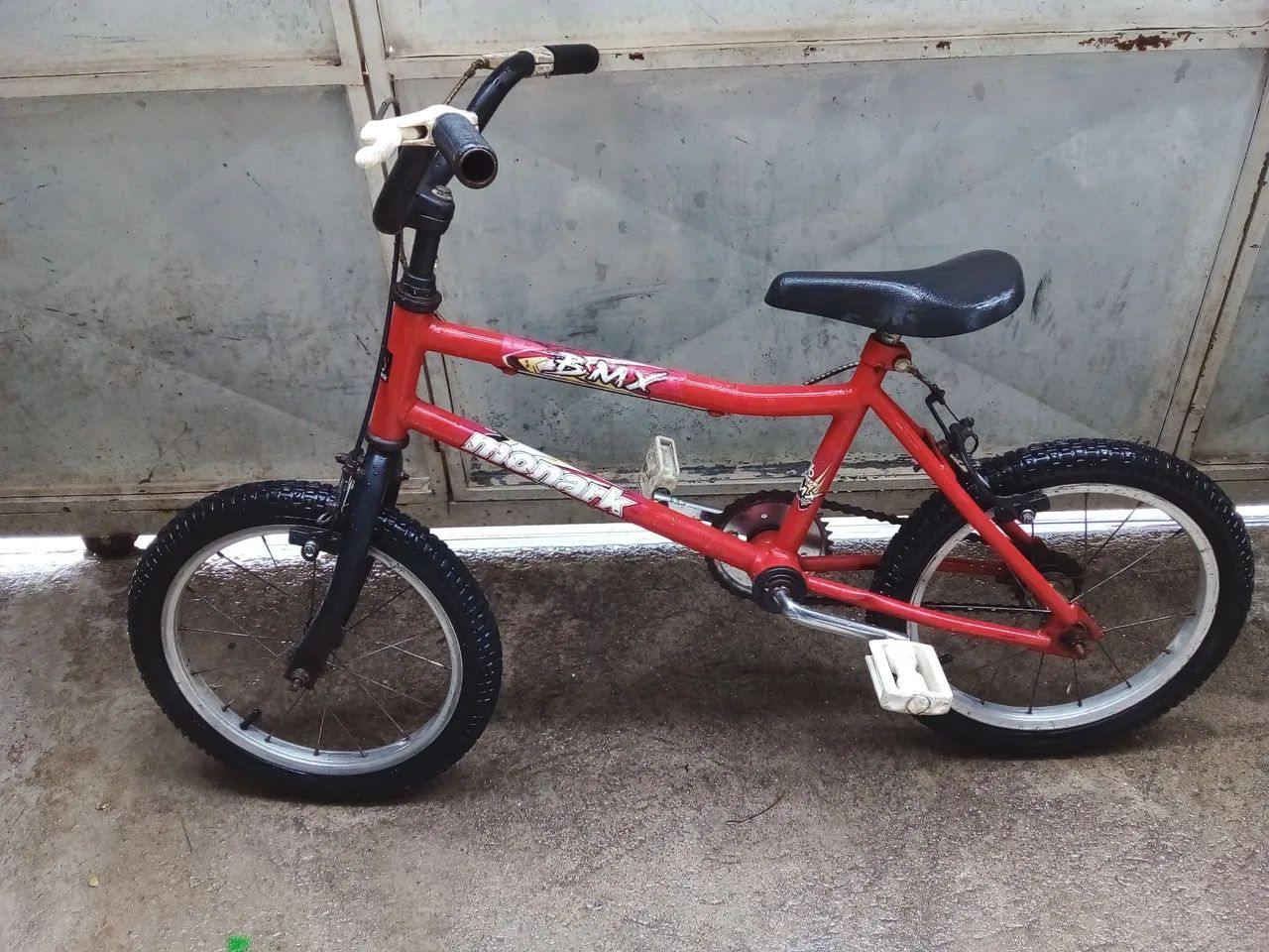 VENDO BICICLETA ANTIGA INFANTIL 