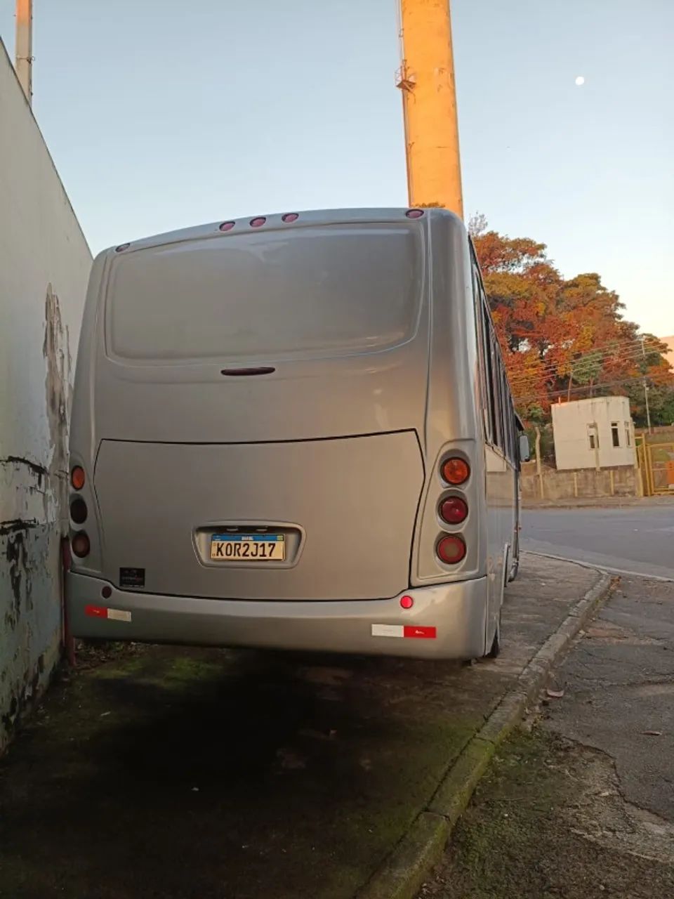 Micro-Ônibus VW 9.150 Comil Piá Executivo 2011 Ar Condicionado 32 Lugares - Foto 4