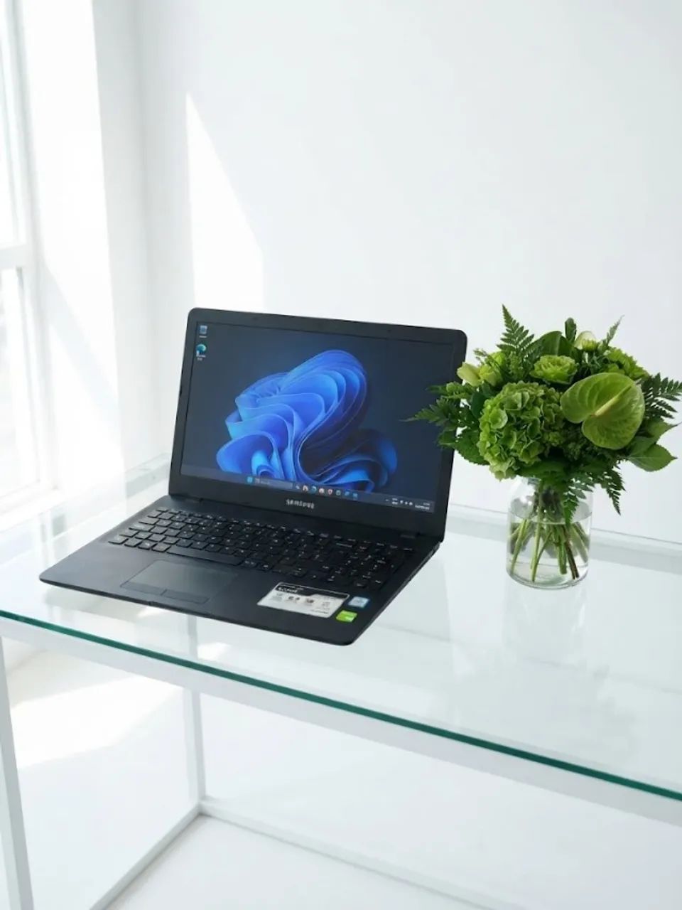 Notebook Samsung Expert Processador: Intel Core i5-7200U RAM: 8GB