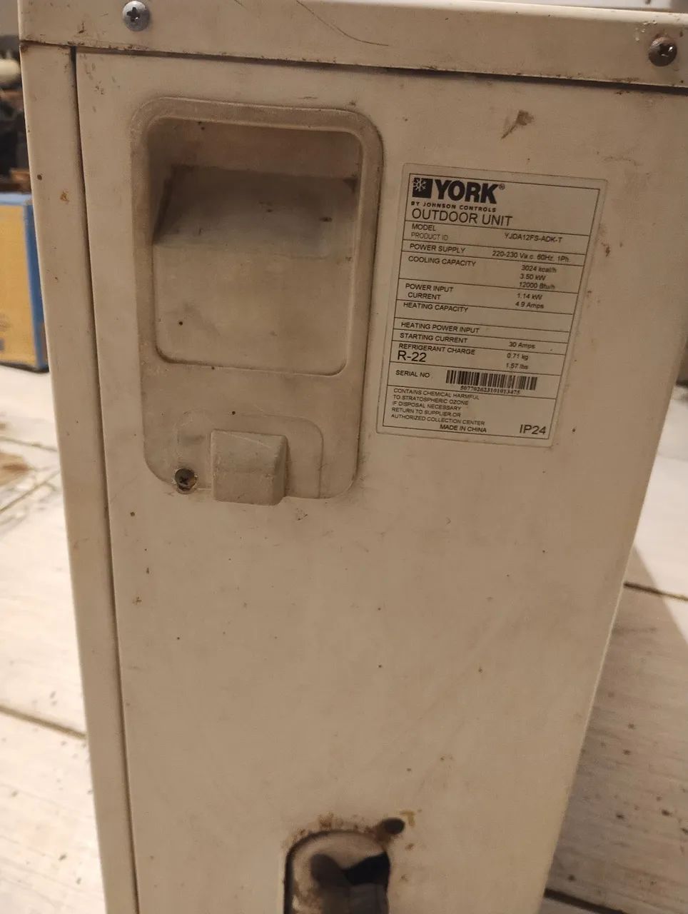 Vendo essa condensadoras 12 mil BTUs só está sem o compressor  - Foto 3