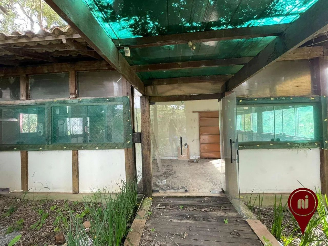 Pousada com 20 dormitórios à venda, 5200 m² por R$ 9.000.600 - Quinta das Jangadas - 1ª Se