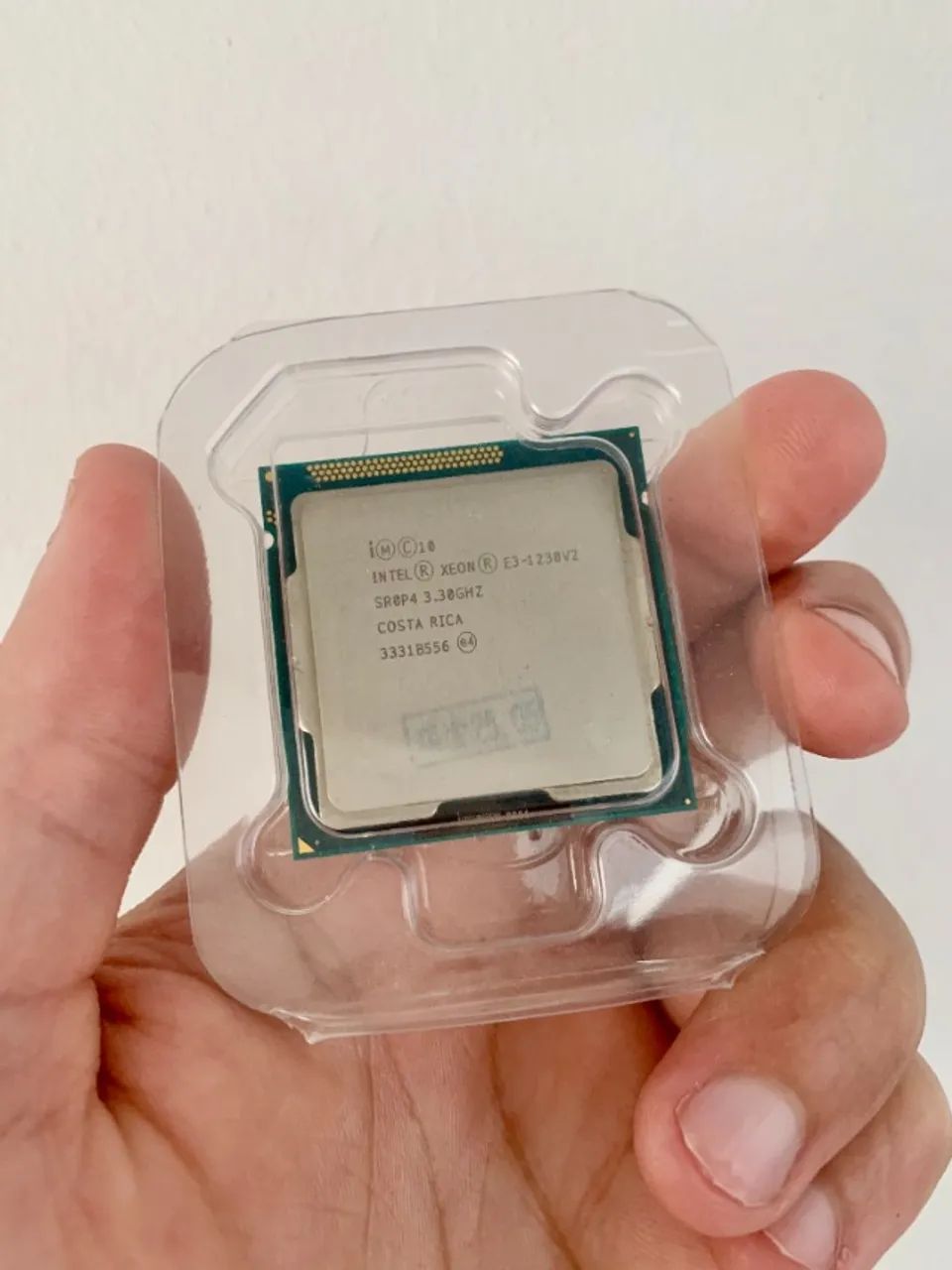 Processador Xeon E3-1230 v2 (Desempenho nível i7-3770)