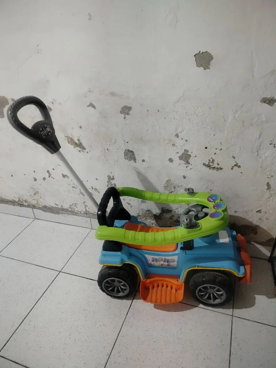 Vendo um carrinho de passeio 