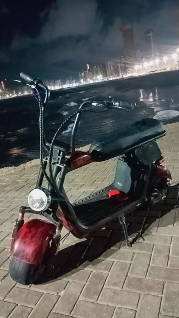 Moto elétrica seme nova 