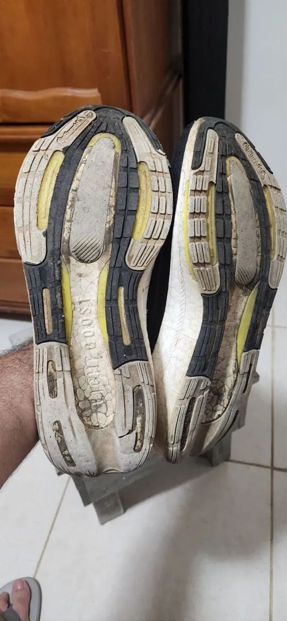 Tênis Adidas Ultraboost  - Foto 4