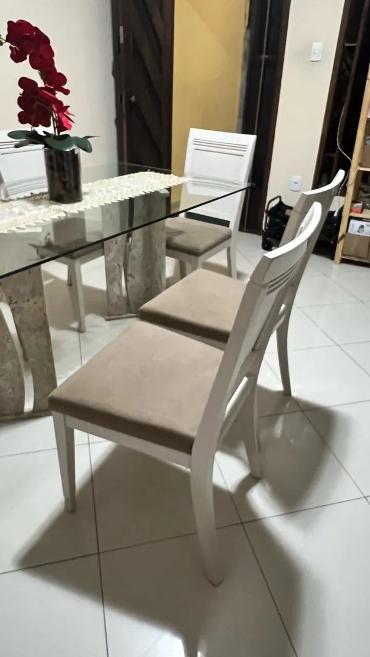Jogo de mesa com 6 cadeiras  - Foto 3