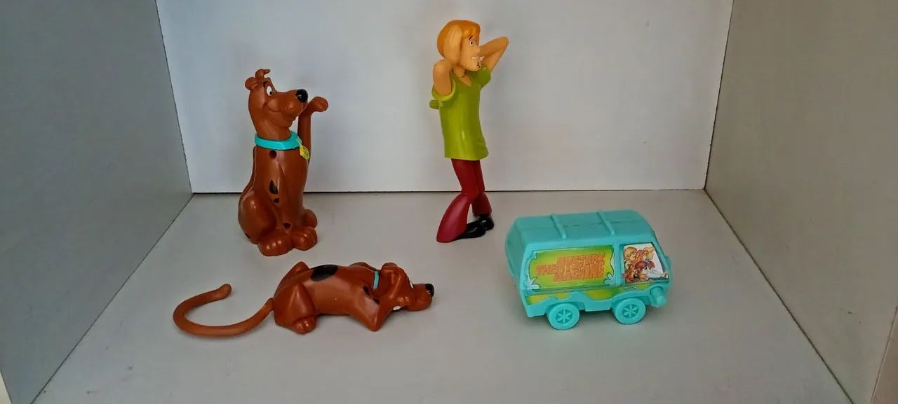 Lote de bonecos coleção McDonald's Scooby  - Foto 4