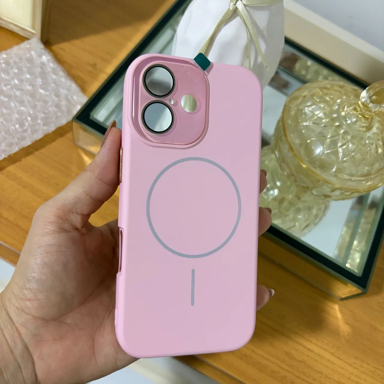 Capinha de iPhone 17 Magnética em Silicone - Foto 2