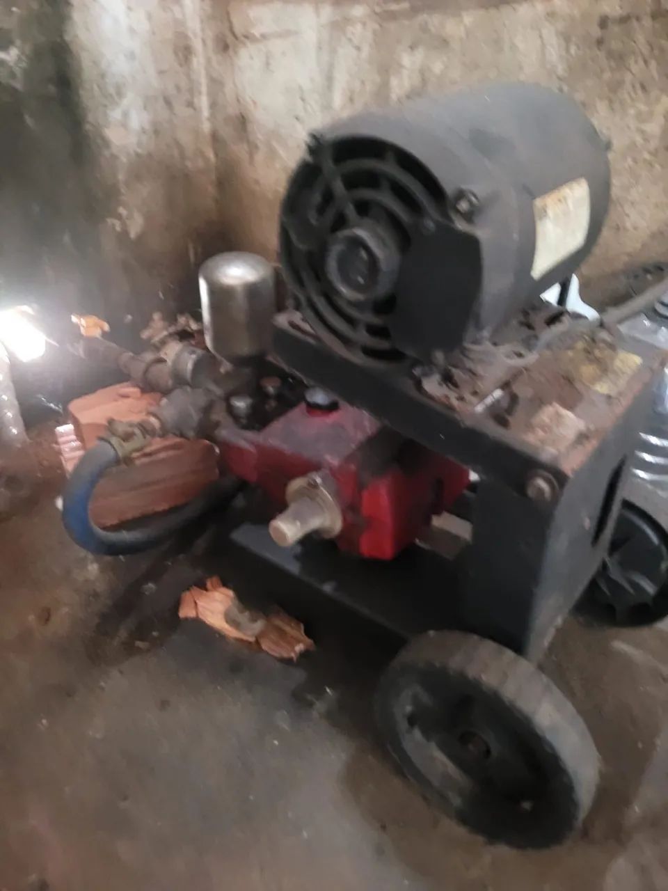 Compressor de ar e lavadora de lava jato  - Foto 4