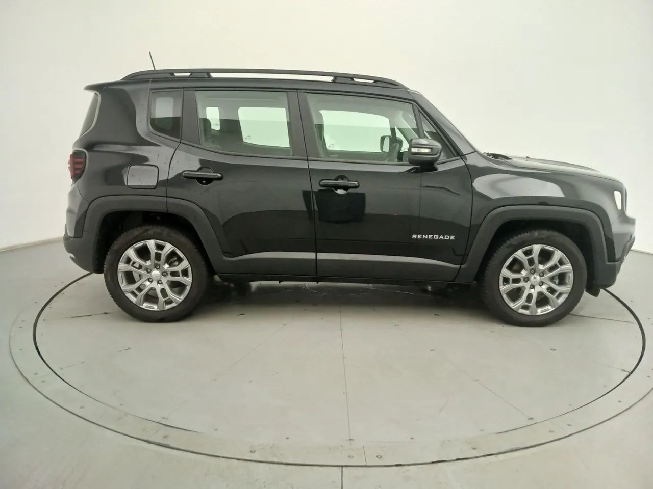 Jeep Renegade Long. T270 1.3 TB 4x2 Flex Aut., foto 6 de 18