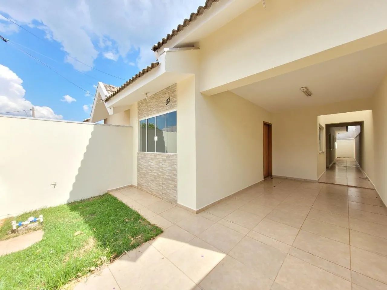 Casa para alugar em Maringá, Jardim Olímpico, com 3 quartos, com 99.93 m² - Foto 2