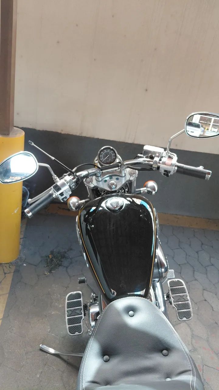 Vendo Honda Shadow 600cc  - Foto 3