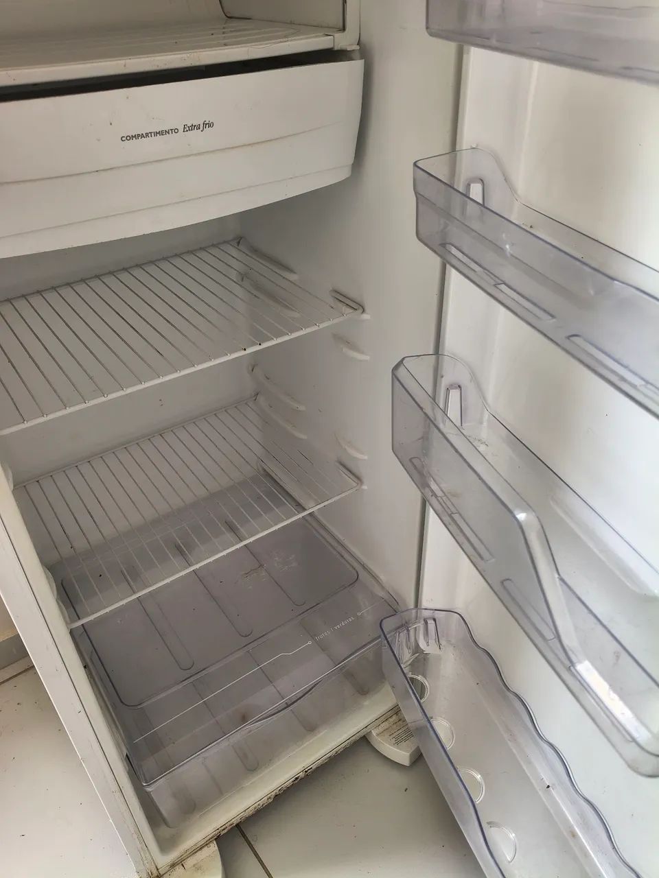 Geladeira Eletrolux 240L - Foto 4