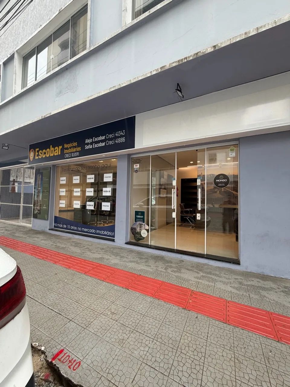 Sala comercial na quadra mar 