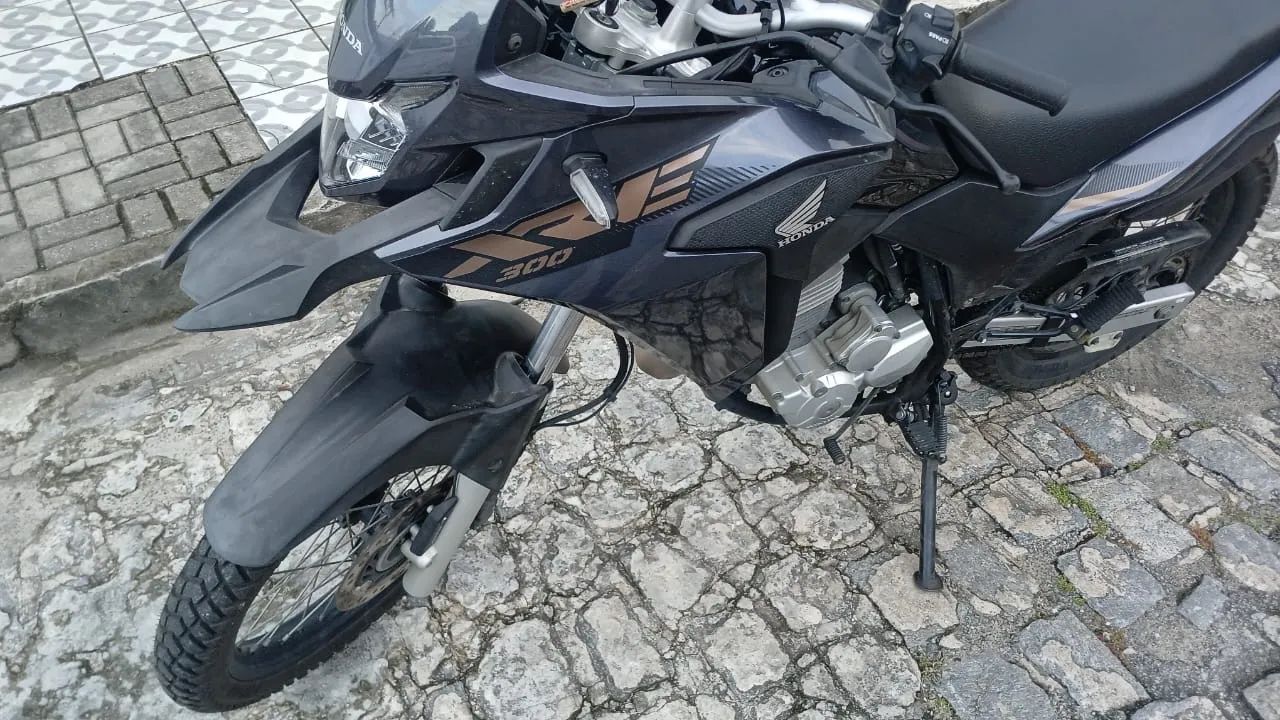 HONDA XRE 300 abs - Foto 2
