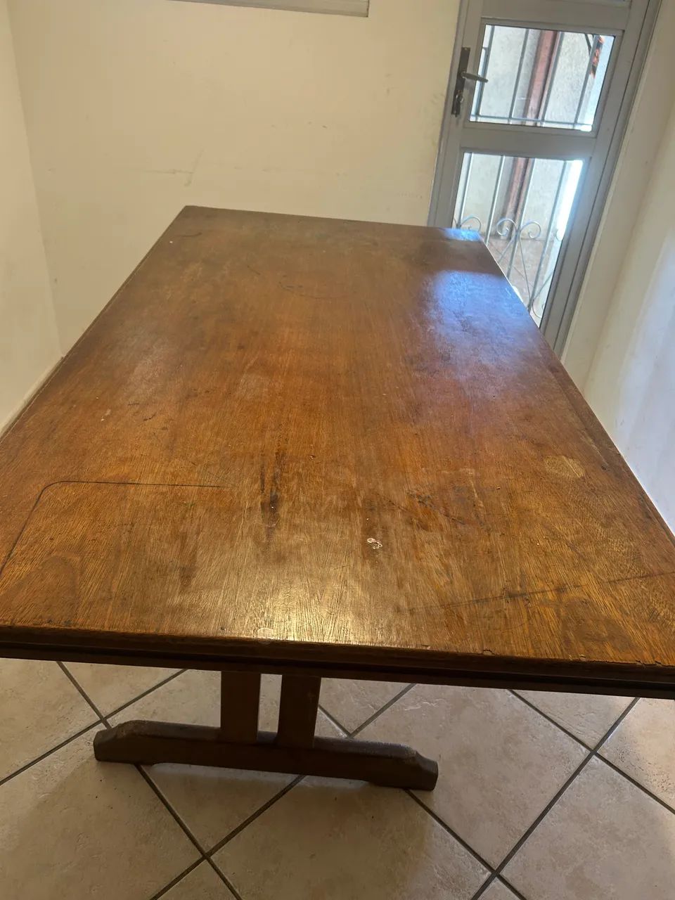 Mesa de madeira maciça  160x85 - Foto 3