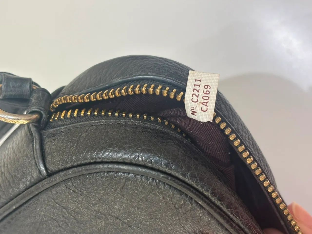 Bolsa Coach Mini Jamie Camera de Couro Preta - Foto 4