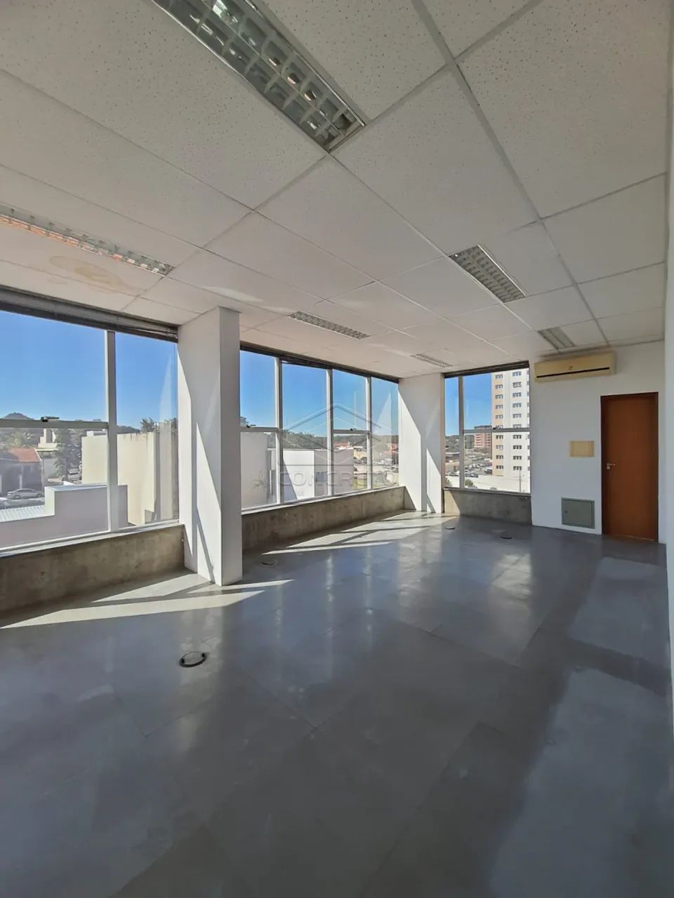 EDIFICIO COMERCIAL DINAMICA - EXCELENTE SALA COM 36,97M² EM LOCALIZAÇÃO PRIVILEGIADA - Foto 2