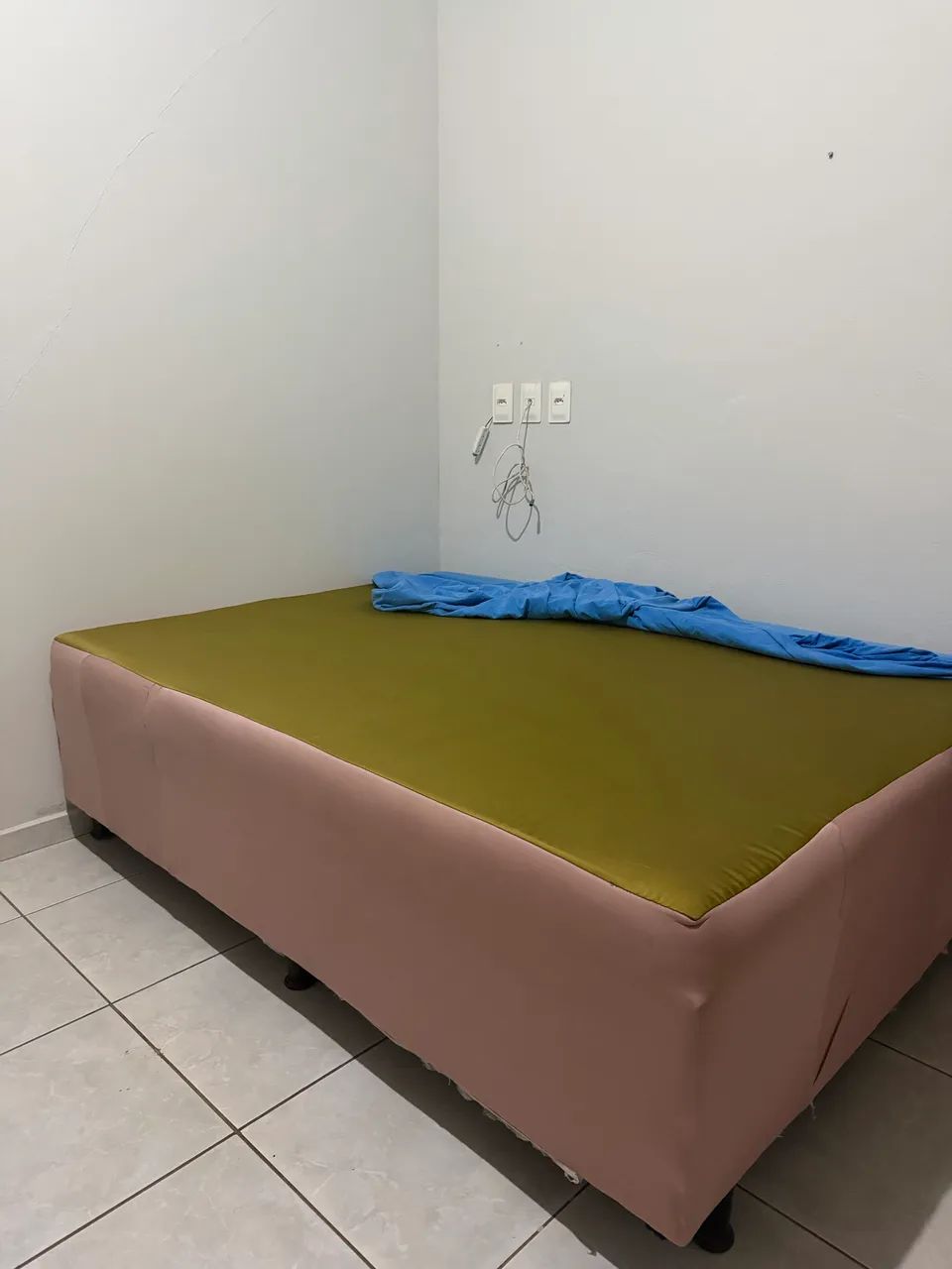Vendo Cama de casal