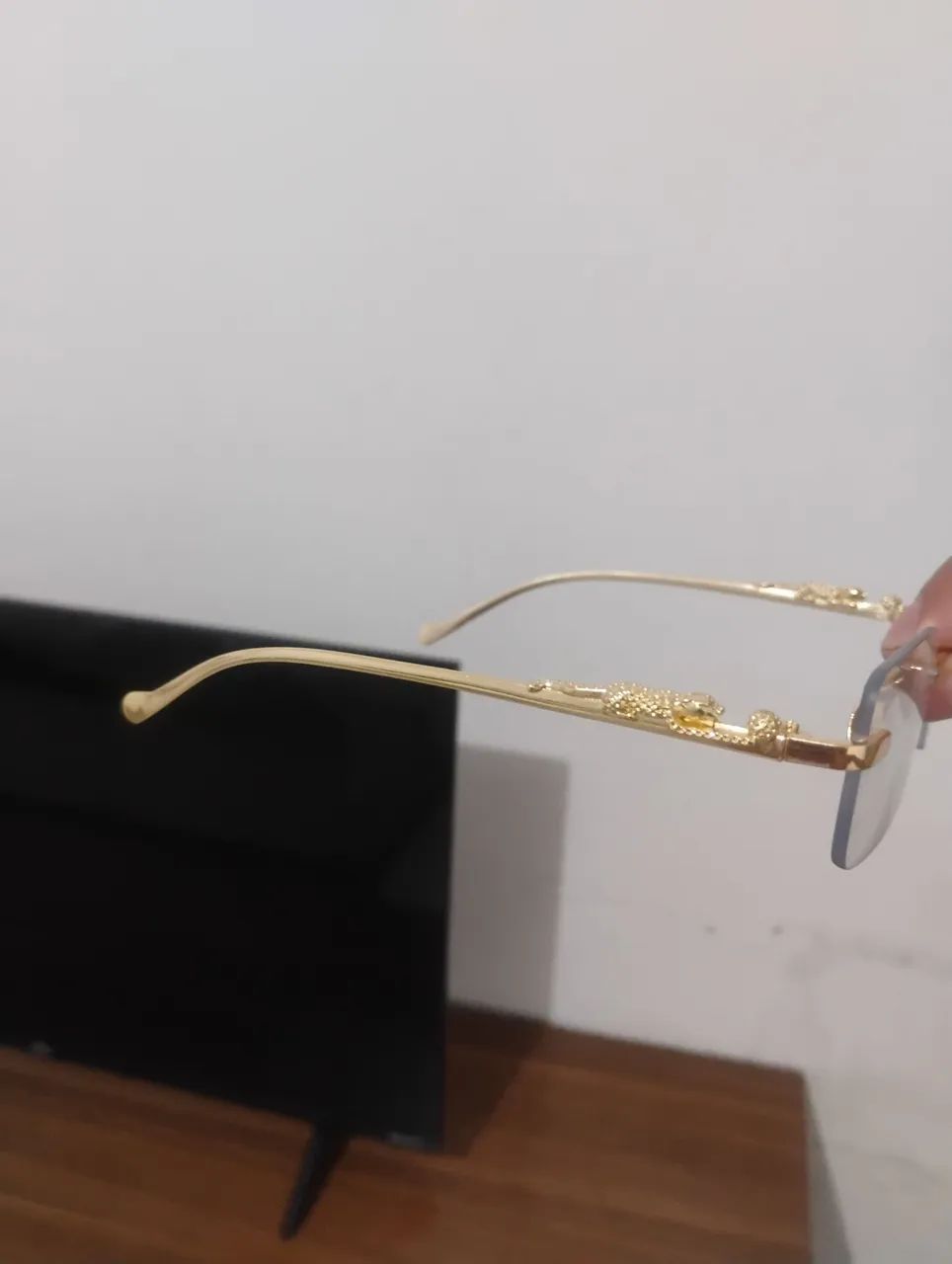 Óculos sem case cor dourada tamanho padrão  - Foto 2