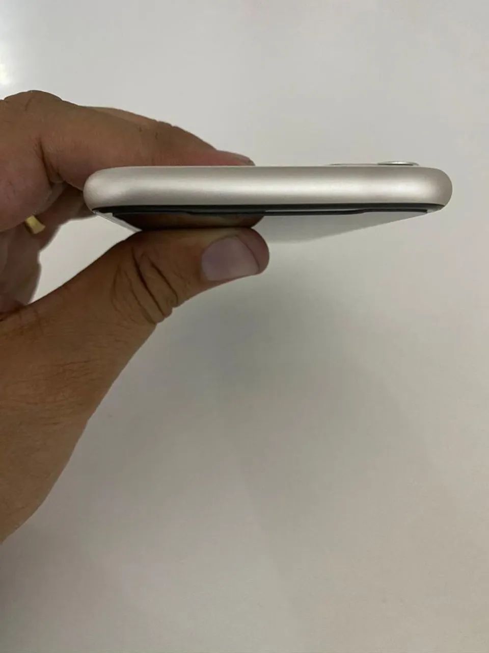 iPhone 11 - 64GB - Impecável - Foto 2