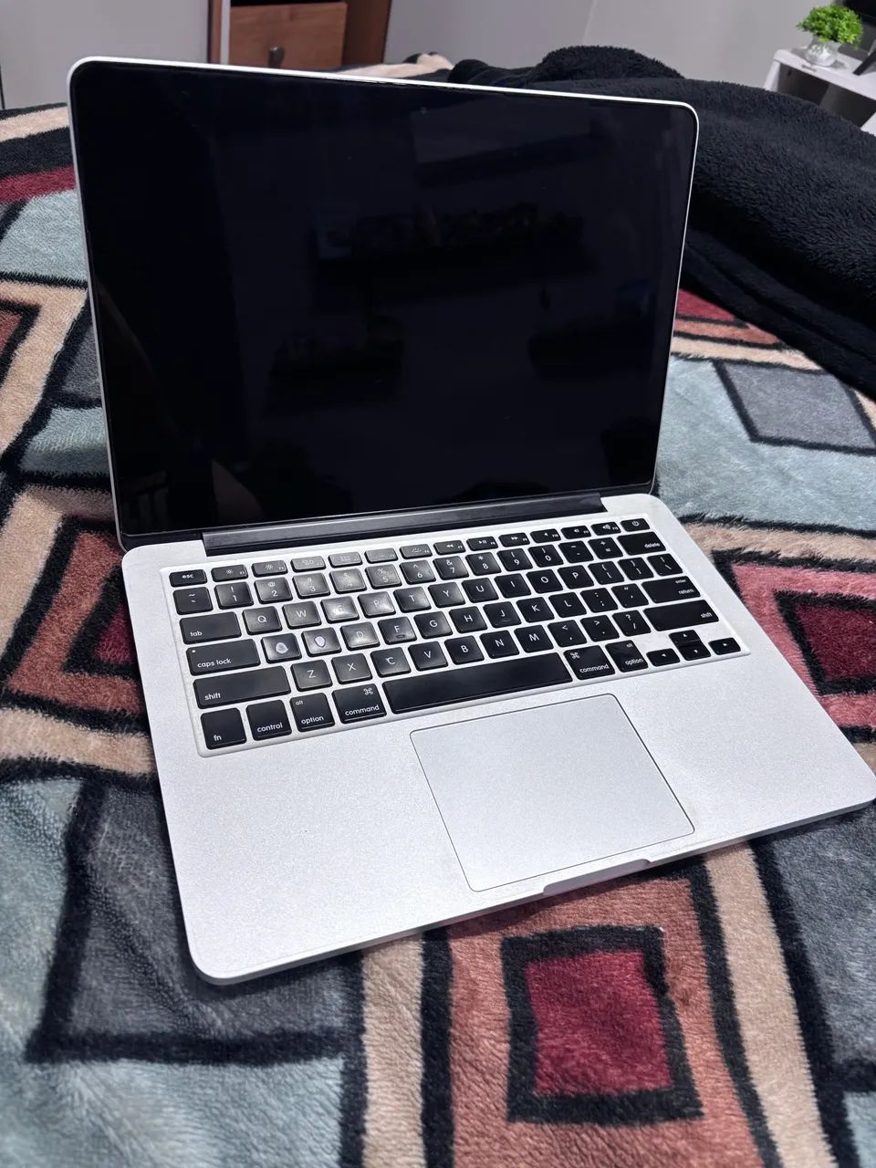 MacBook Pro Retina 13インチ 2015 MacBook Pro (Retina 13 polegadas, início de 2015) Manuais e