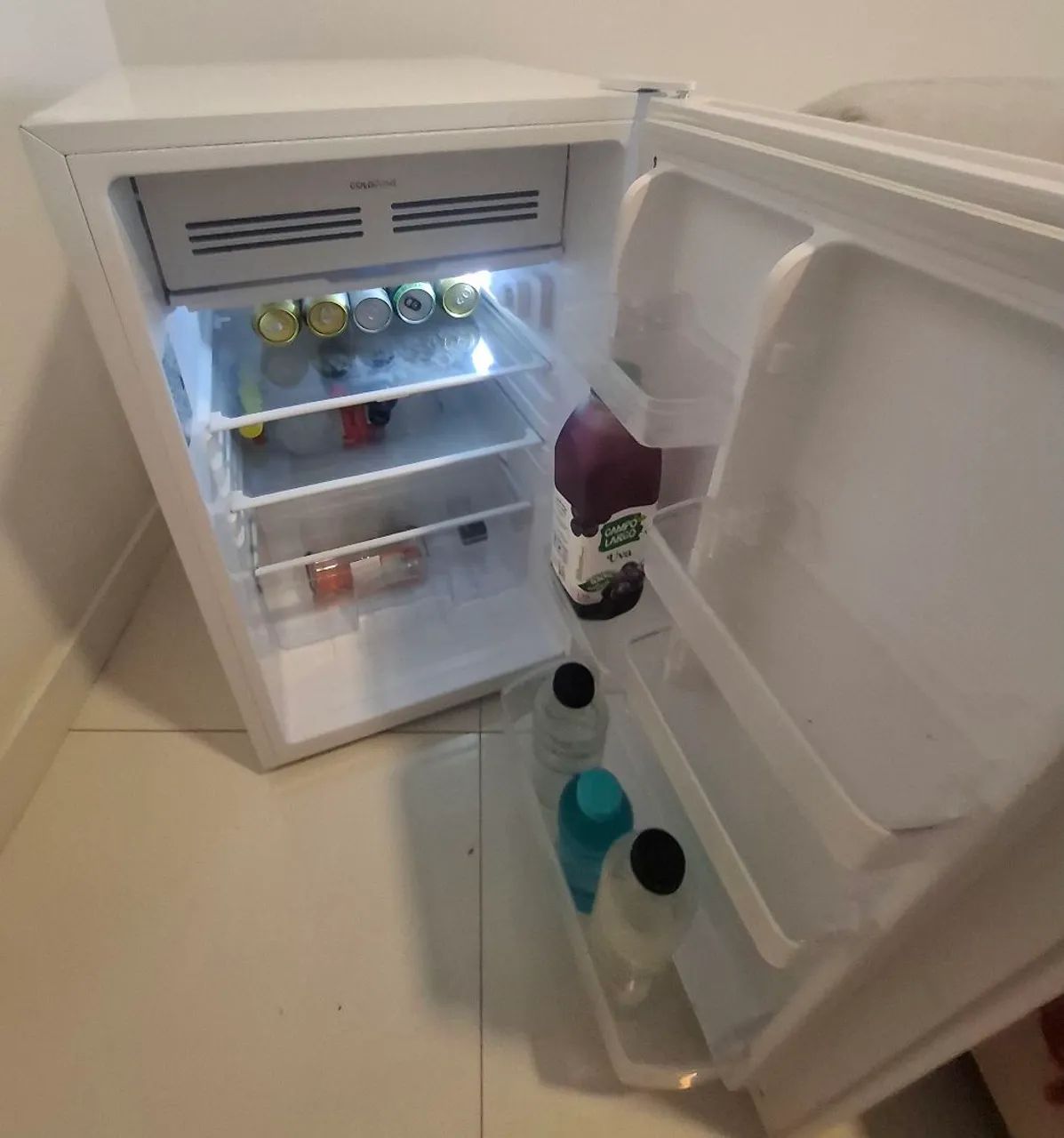 Frigobar Electrolux EM 120  - Foto 4