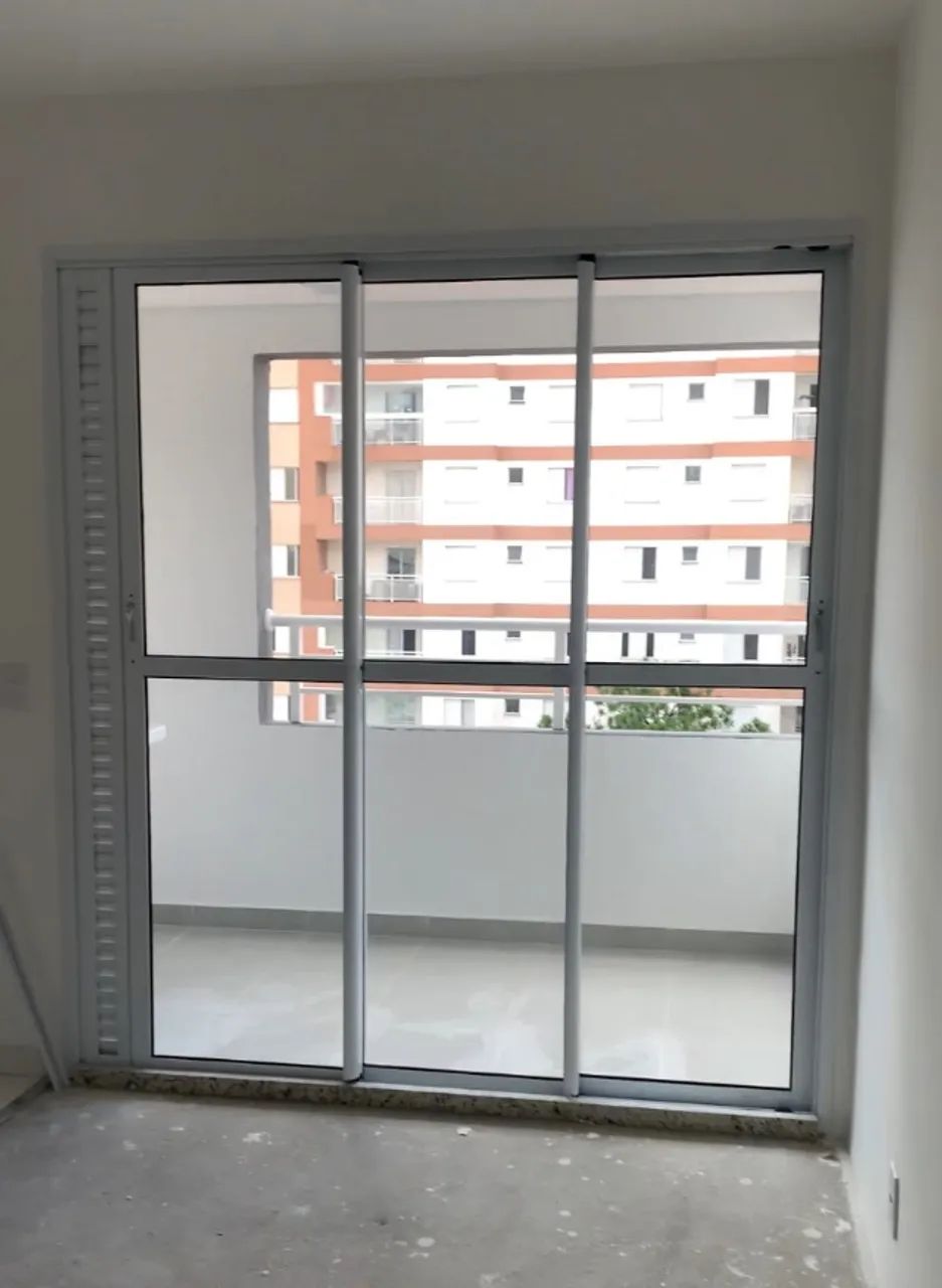 Porta Balcão 3 folhas com Fechadura 