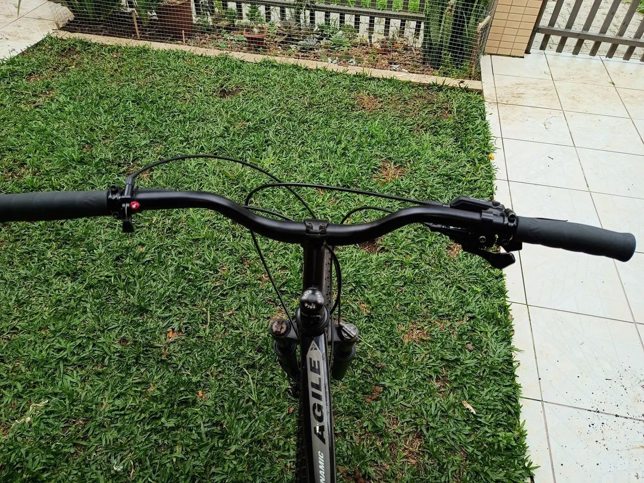 Bicicleta quadro 17 aro 29 - Foto 5