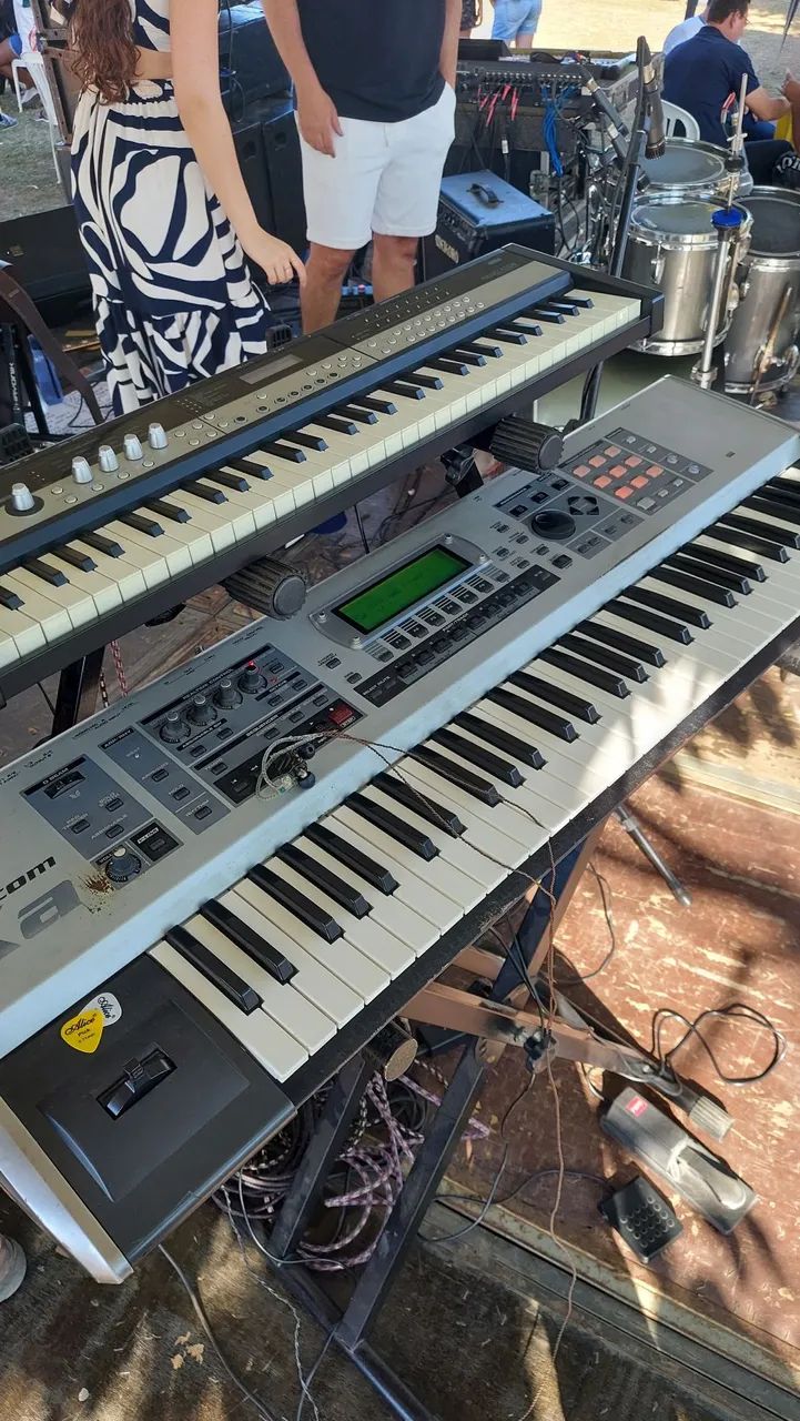 Roland Fantom XA - Workstation Sampler