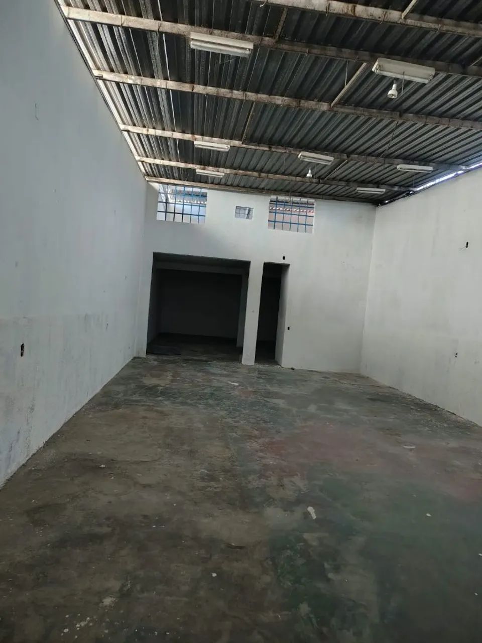 GALPÃO 200M² - ZONA LESTE  - Foto 4