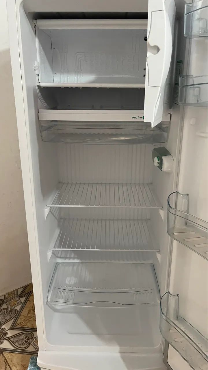 VENDE-SE GELADEIRA  - Foto 3