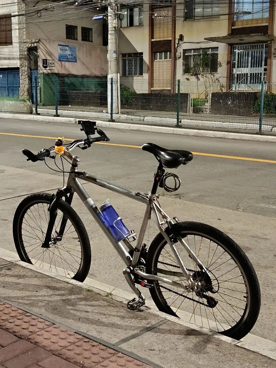 BICICLETA DE ALUMÍNIO  - Foto 3