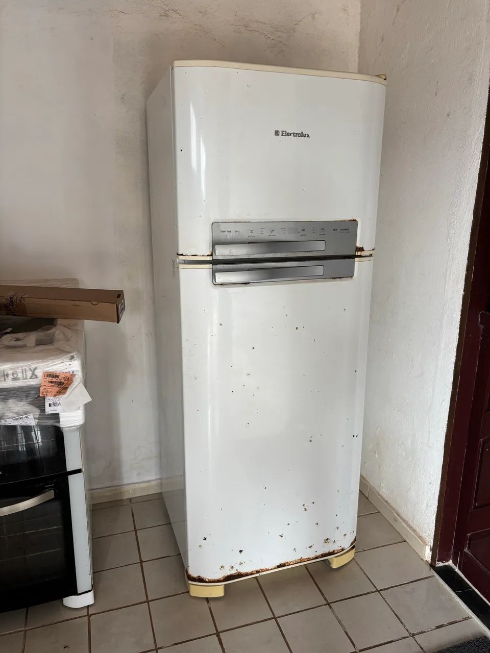 Geladeira Electrolux DF47