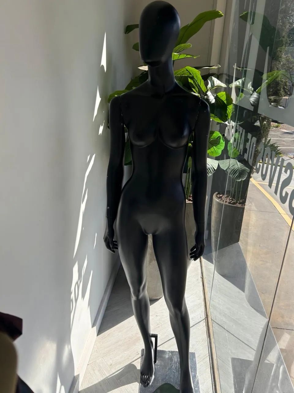 Manequim de fibra - Foto 3