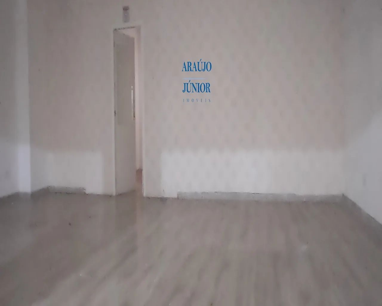 Sala Comercial com 1 Banheiro para Alugar, 63,65 M² por R$ 2.900,00/Mês no Centro de Ameri