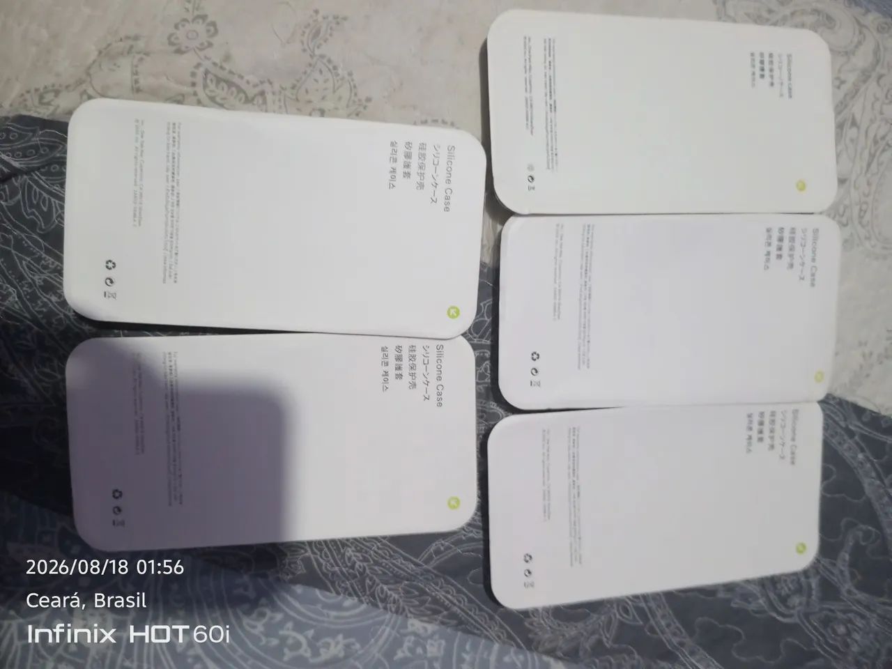 Vendo capa do iPhone 13 pro Max lacrada  - Foto 2