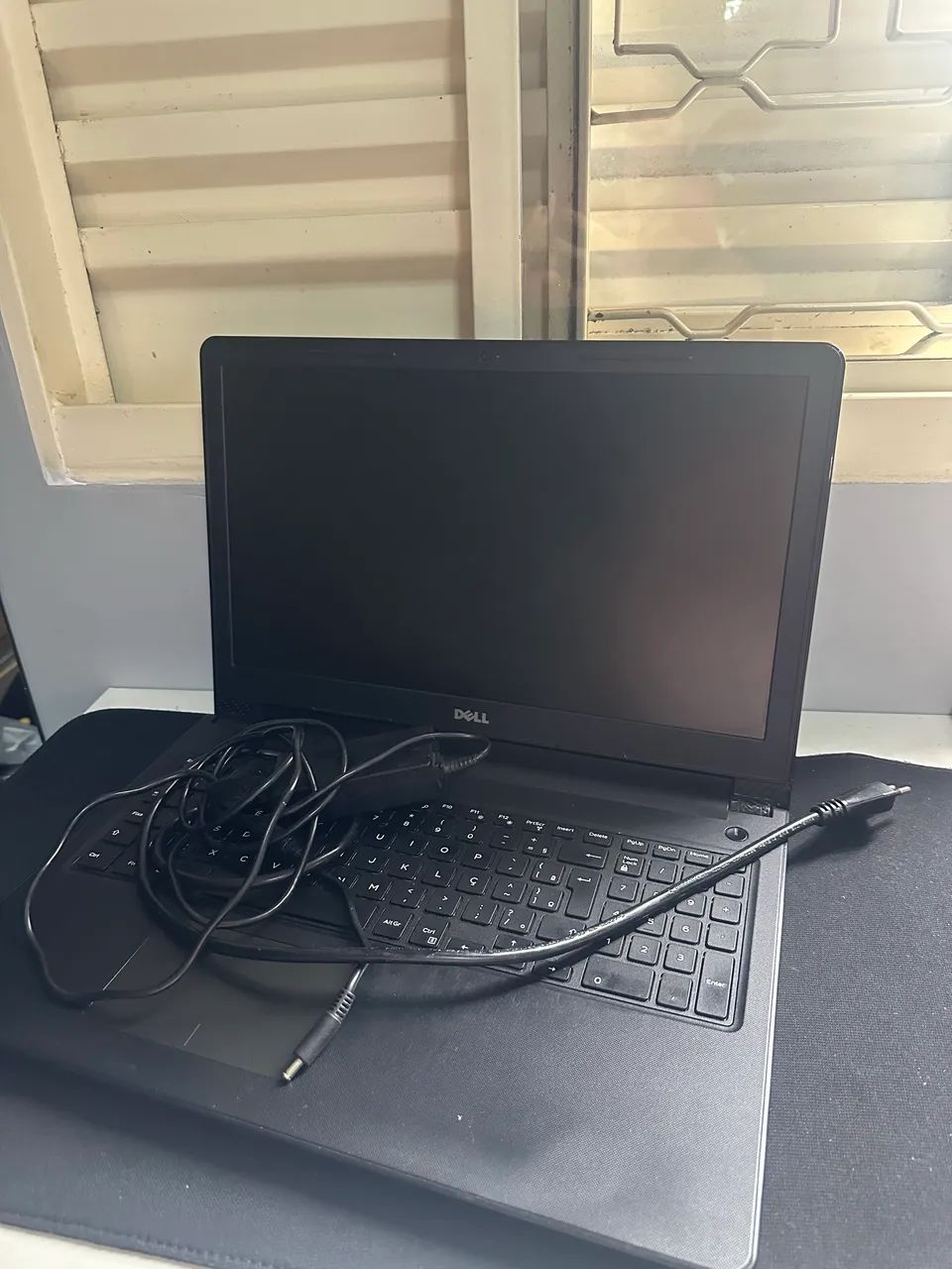 VENDO NOTEBOOK DELL INSPIRON- Usado - Foto 2