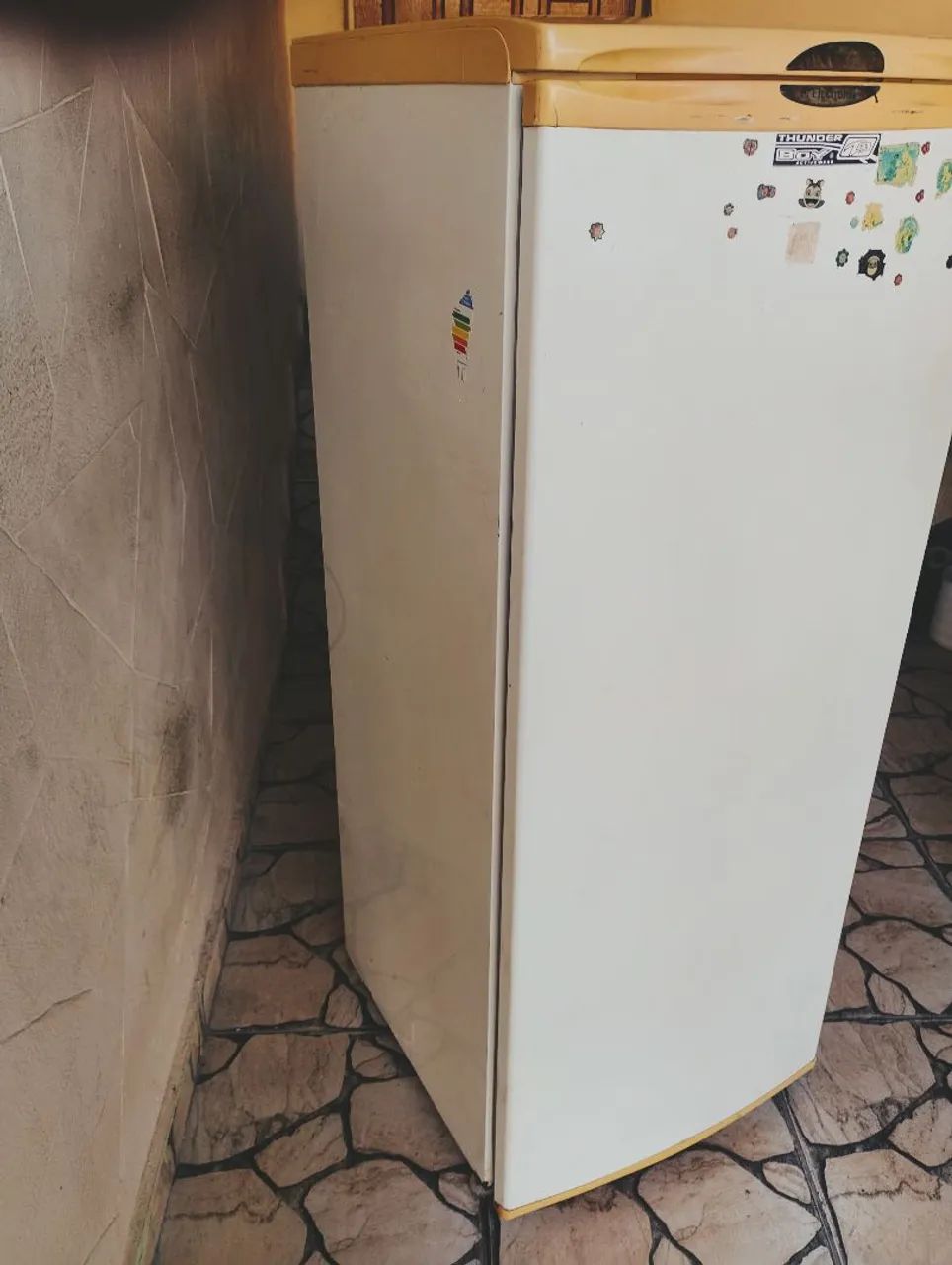 Vendo geladeira Eletrolux  - Foto 2