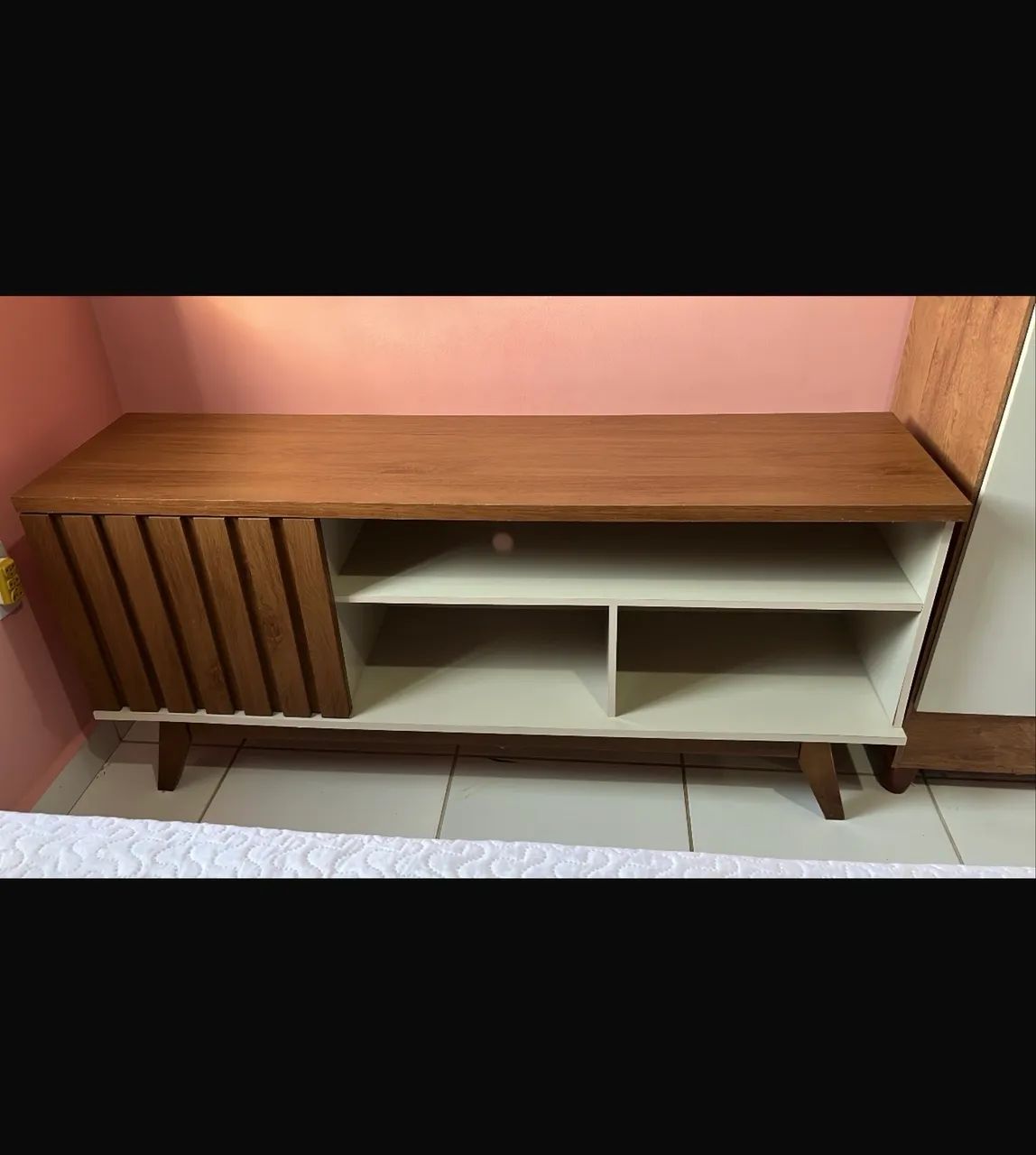 Vendo Rack para TV/Sala em ótimo estado